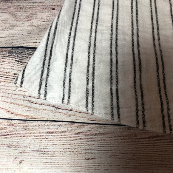 Tobi Black and White Stripped Halter Top Size S - Picture 5 of 7